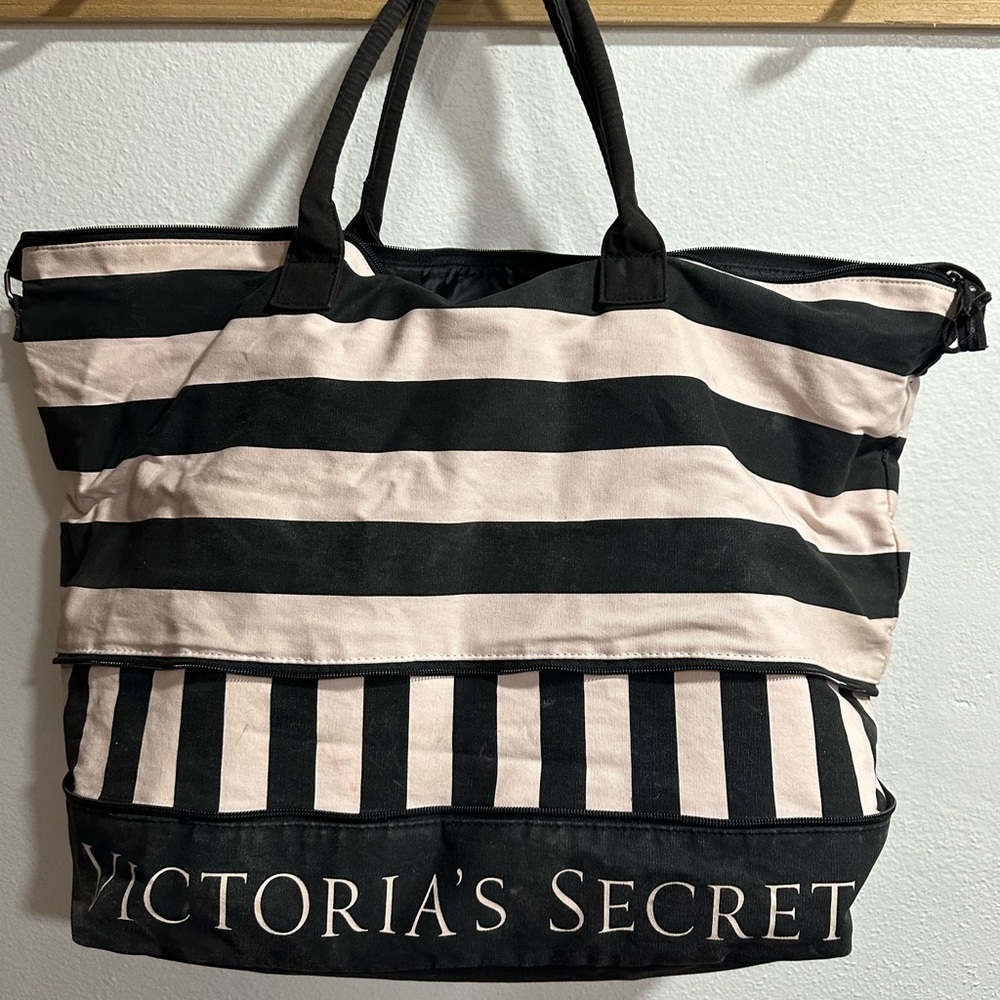 Victorias Secret Weekender Bag